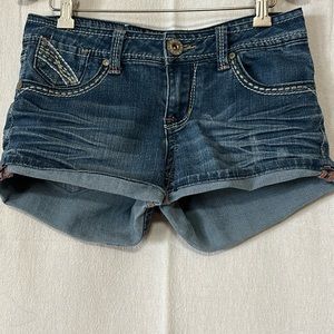 Young womens short shorts by H2J